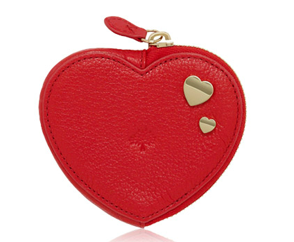 It might seem cliche to us, but trust me the ladies love Mulberry and this Heart purse ticks all the boxes