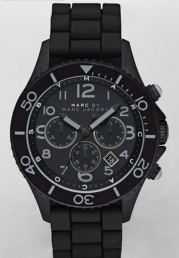 This lil number by what is probably your girlfriend's favourite designer, Marc by Marc Jacobs. This chic sports watch comes with a black silicone strap, a matte black dial with gun-hued accents and is water resistant to 5 ATM.