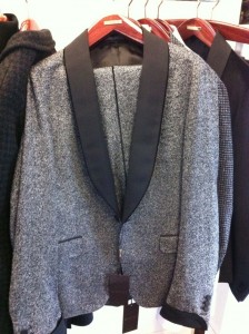 I'm a sucker for a good tuxedo and this is a GREAT example. Tweed is a massive trend for Autumn/Winter 13 and this tuxedo from Gucci is simply AMAZING.