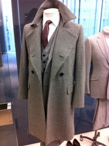 Knock em dead in the office when you walk in fresh after your summer holidays and wanting that promotion. As we said Tweed is a massive trend for next season and wearing it can sometimes be tricky, not in this Reiss Outfit.