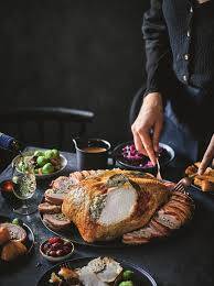 CHRISTMAS GIFT GUIDES 8TH OF 2022-CHUFF YOUR SPUDS, THROW EVERYONE OUT OF THE KITCHEN, AND REMEMBER TIN FOIL IS YOUR BEST FRIEND – TOP TIPS ON HOW TO NAIL CHRISTMAS LUNCH?